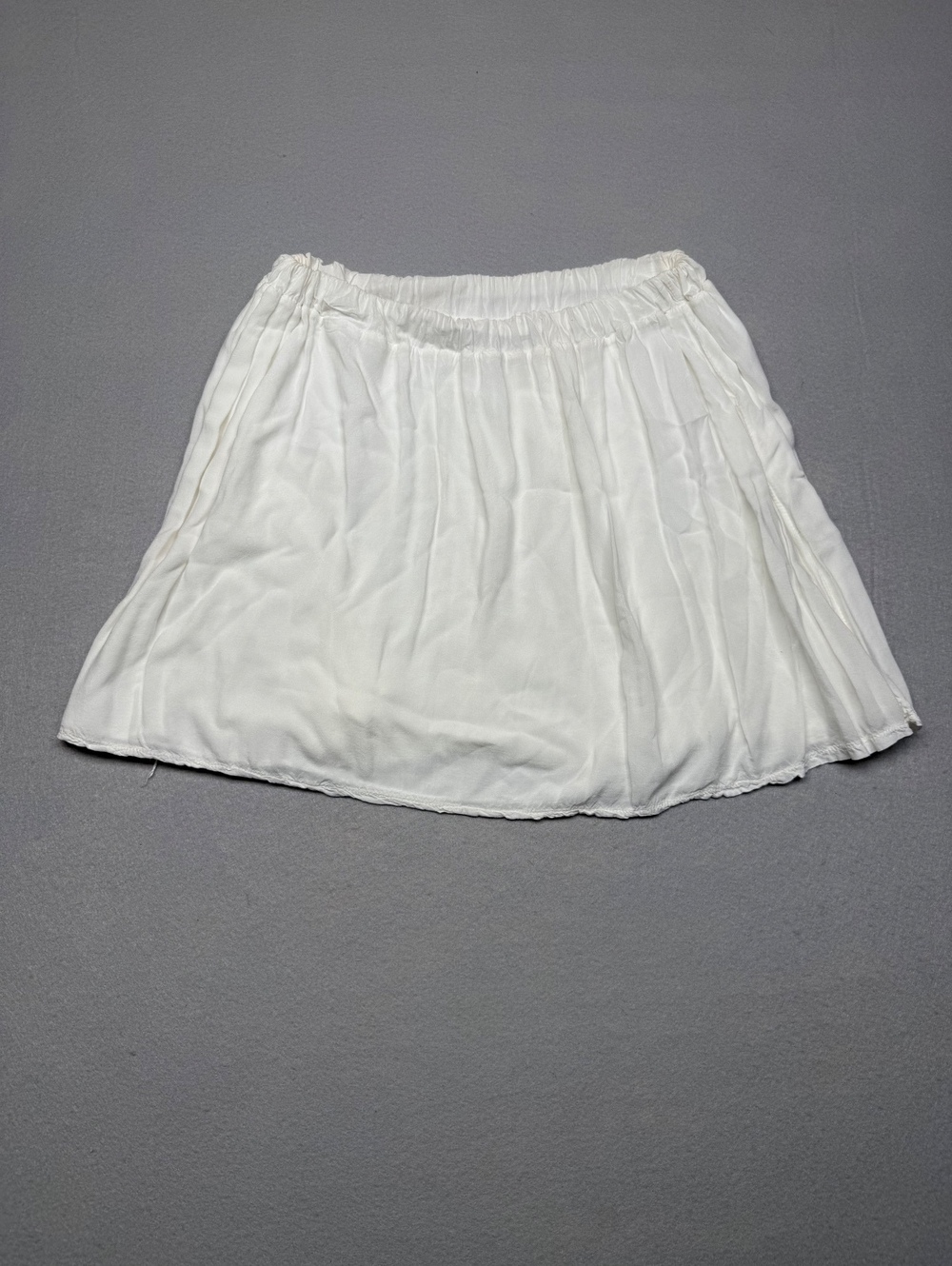 Brandy Melville White Flowy Skater Mini Skirt OS Italy